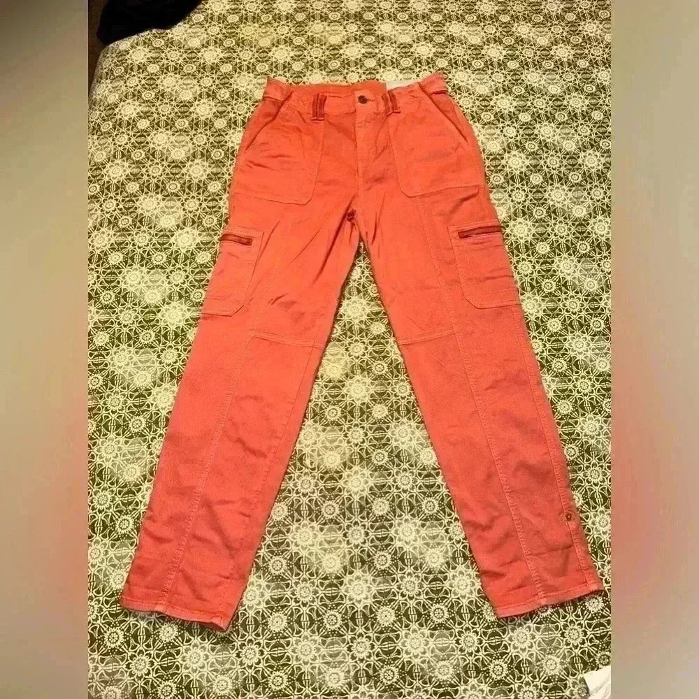 CHICO’S Fly Front Casual Straight Leg SIZE 6R
 Ankle Pant, Desert Coral
